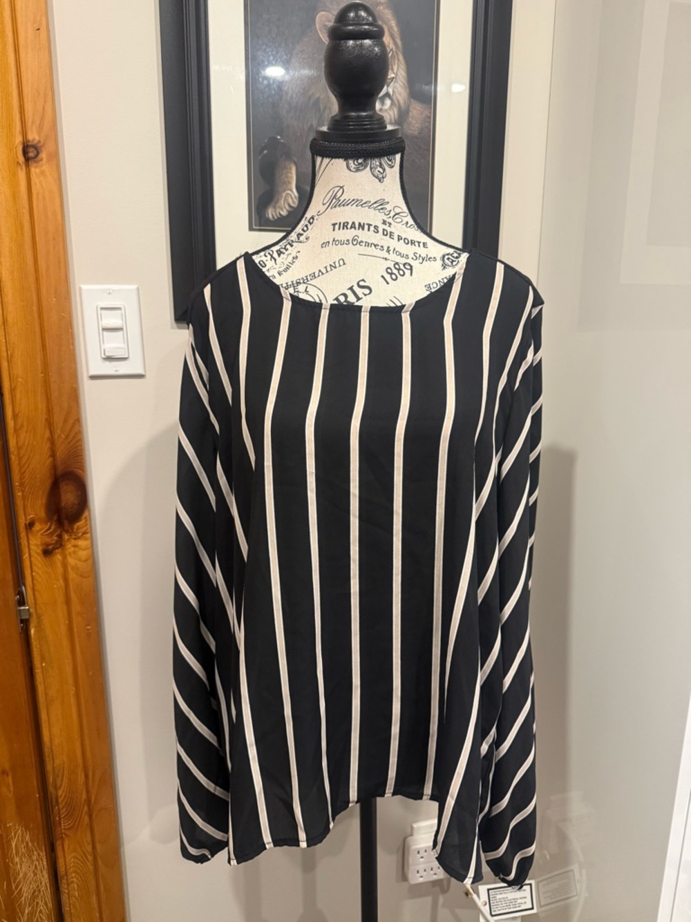 Ricki’s Women’s Black & White Vertical Stripe Long-Sleeve Top